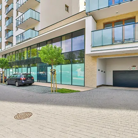 Baltic Elegance With Parking By Renters Prestige 公寓 *