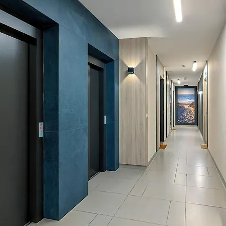 Baltic Elegance With Parking By Renters Prestige *