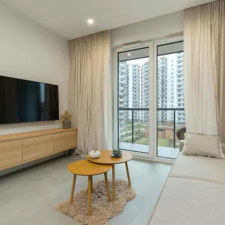 Baltic Elegance With Parking By Renters Prestige Lejlighed